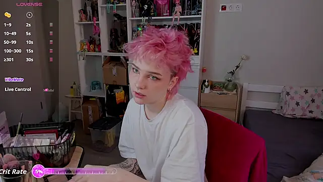 School Love online show from December 14, 7:03 am