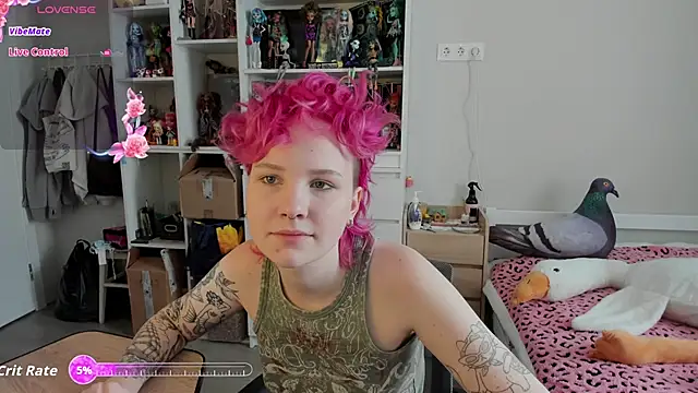 School Love online show from February 24, 7:09 am