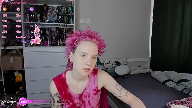 School Love online show from March 3, 7:04 am