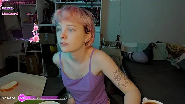 School Love online show from February 13, 7:08 am