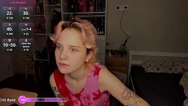 School Love online show from December 4, 7:07 am