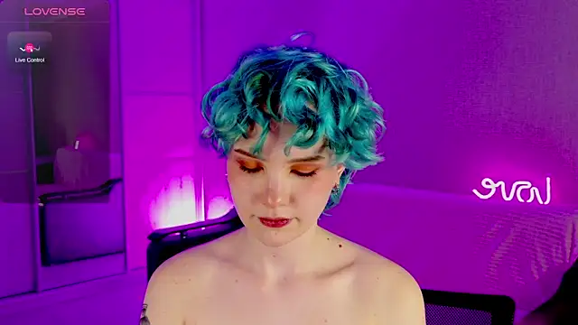 Snapshot of School_Love chatting on February 9, 4:07 pm School Love online show from February 9, 4:07 pm