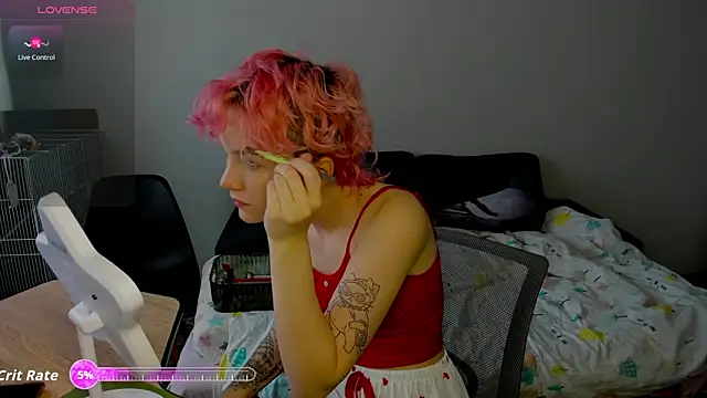 School Love online show from November 10, 7:13 am