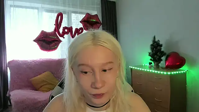 EnigmaSee online show from April 5, 9:16 am