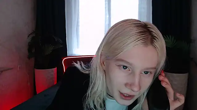 EnigmaSee online show from April 26, 2:31 am