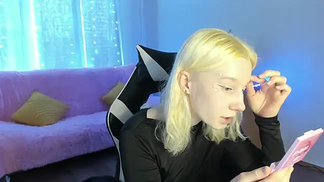 EnigmaSee online show from January 8, 9:04 am