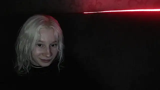 Snapshot of EnigmaSee chatting on April 28, 10:36 pm EnigmaSee online show from April 28, 10:36 pm