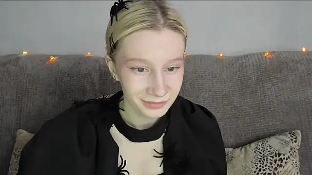 EnigmaSee online show from November 2, 5:45 am