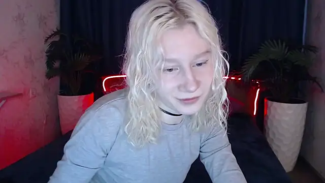 EnigmaSee online show from April 22, 2:18 am