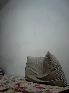 JOHN LEE DEREK online show from April 25, 2:47 pm