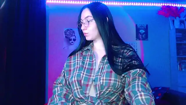 Fluffy Tiffy online show from October 29, 12:09 am