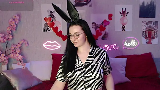 Fluffy Tiffy online show from February 15, 4:03 am