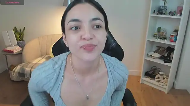  BellaEvans  online show from March 27, 5:49 am