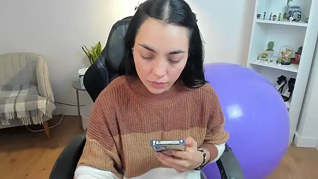  BellaEvans  online show from January 9, 5:36 am