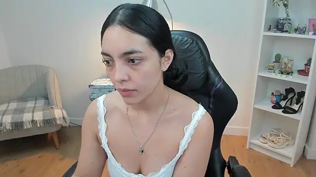  BellaEvans  online show from February 25, 5:51 am