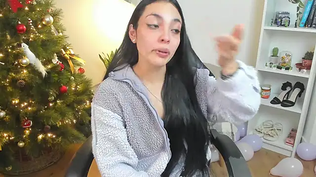 Snapshot of _BellaEvans_ chatting on November 28, 12:38 pm BellaEvans online show from November 28, 12:38 pm