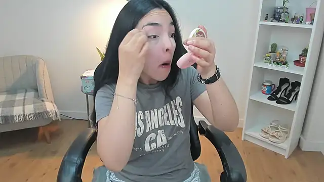  BellaEvans  online show from March 3, 5:47 am