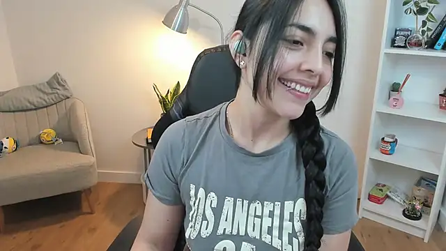  BellaEvans  online show from February 27, 5:51 am