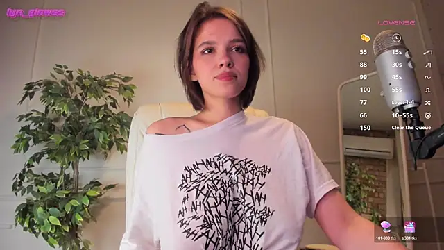 AdalynGlows online show from November 29, 11:49 pm