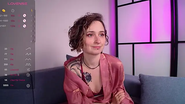 Snapshot of sweet_cherry_pie_ chatting on February 21, 3:32 pm sweet cherry pie online show from February 21, 3:32 pm