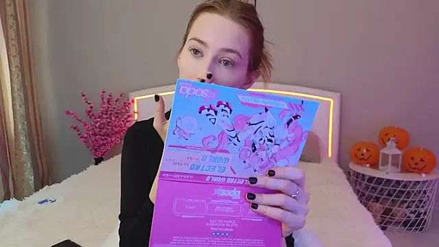 MichaDenver online show from October 24, 8:24 am