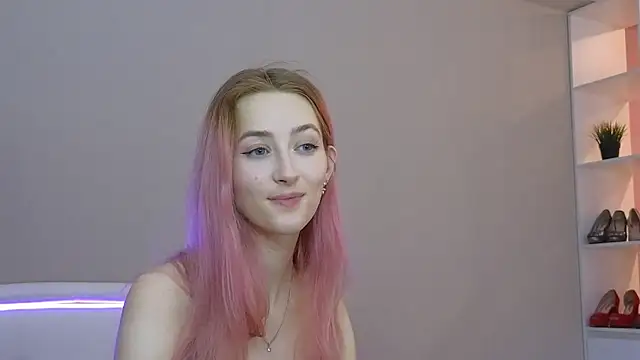 MichaDenver online show from December 7, 4:59 am