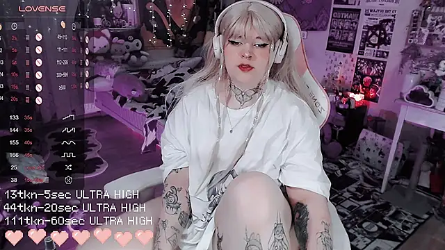 noori  hope online show from December 21, 9:26 pm