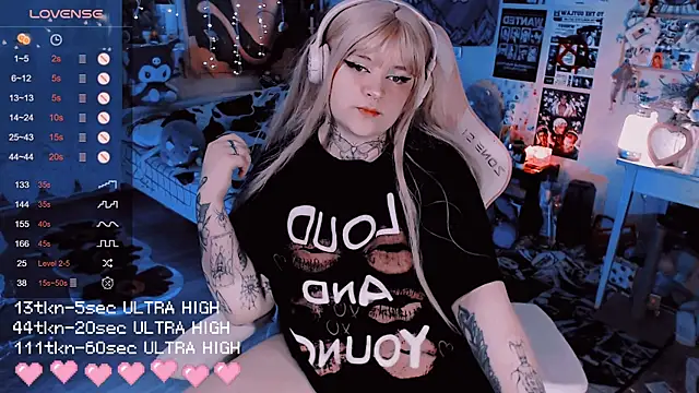 noori  hope online show from December 5, 8:28 pm