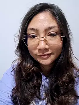 Mia Ruiz online show from November 2, 2:16 am