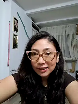 Mia Ruiz online show from February 11, 1:20 am