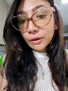 Mia Ruiz online show from March 18, 3:56 am