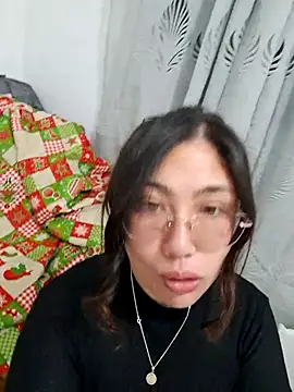 Mia Ruiz online show from October 25, 2:11 am