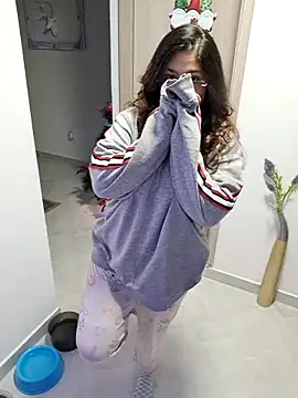 Mia Ruiz online show from December 4, 3:16 am