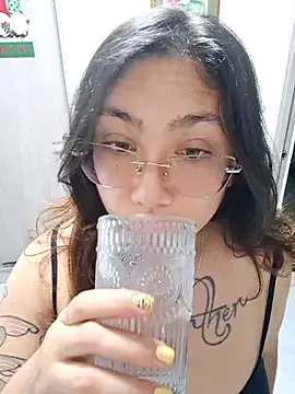 Mia Ruiz online show from November 27, 3:18 am