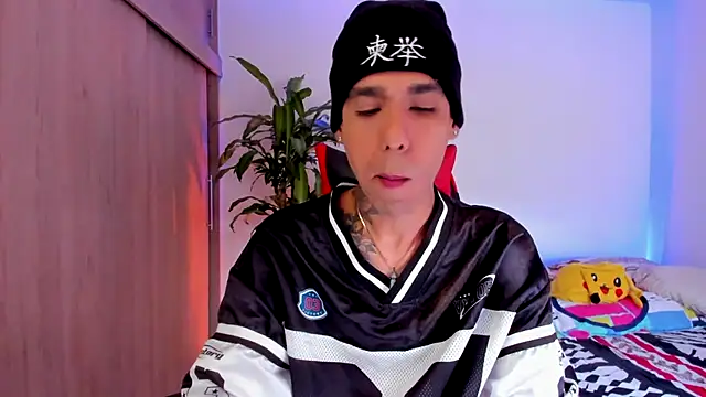 aldrinwhite online show from April 5, 4:57 pm