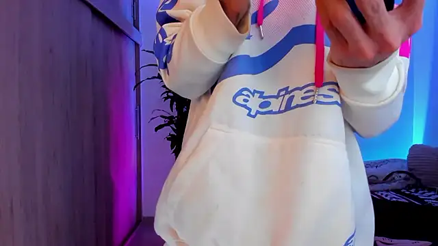 aldrinwhite online show from January 8, 5:19 pm