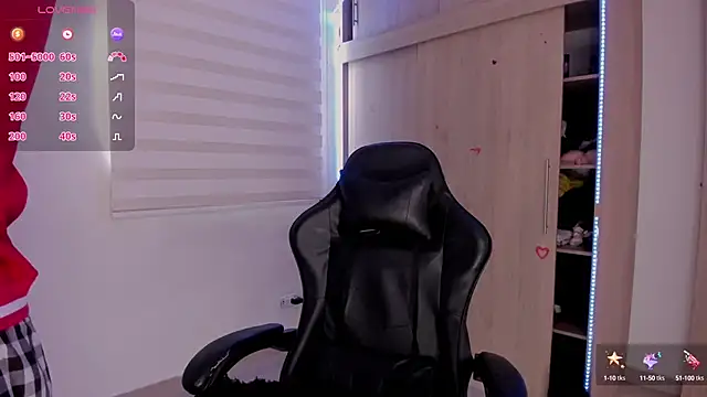 aldrinwhite online show from March 10, 4:03 pm