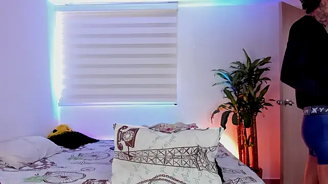 aldrinwhite online show from October 23, 4:49 pm