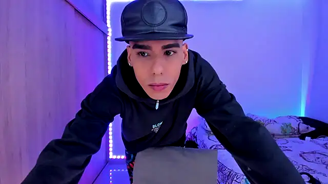 aldrinwhite online show from January 16, 6:01 pm