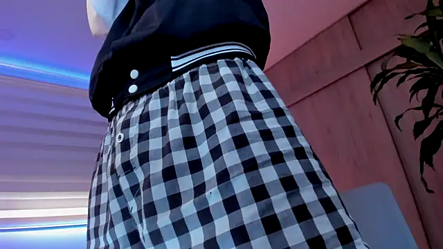 aldrinwhite online show from December 18, 4:11 pm