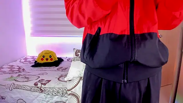 aldrinwhite online show from October 13, 6:09 pm