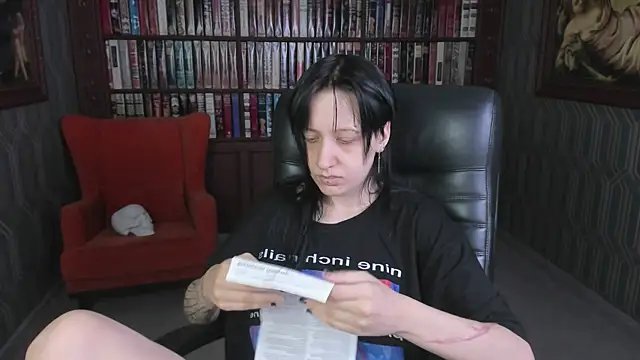 Snapshot of Medusa__Gorgona chatting on September 13, 6:02 am Medusa Gorgona online show from September 13, 6:02 am