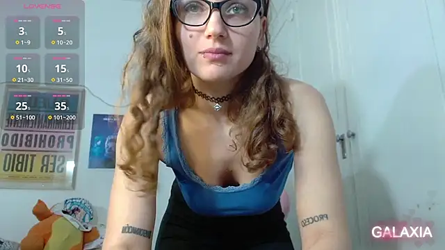 galaxiaa23 online show from December 1, 6:09 pm