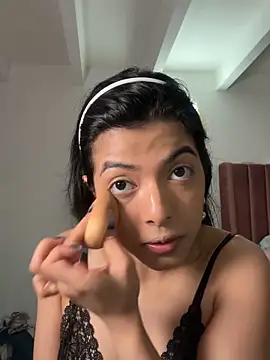 Chrishell  online show from March 10, 4:27 am