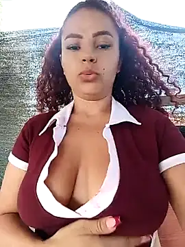 Snapshot of Mommy-Hot chatting on September 28, 2:46 pm Mommy-Hot online show from September 28, 2:46 pm
