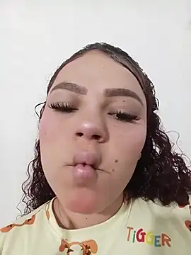 Mommy-Hot online show from April 20, 1:56 pm