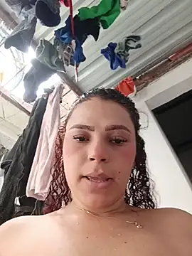 Mommy-Hot online show from May 19, 6:37 pm