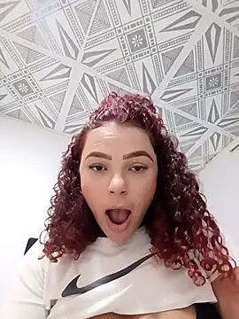 Snapshot of Mommy-Hot chatting on September 29, 1:06 pm Mommy-Hot online show from September 29, 1:06 pm