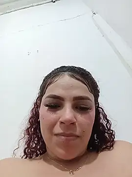 Mommy-Hot online show from April 22, 3:35 am