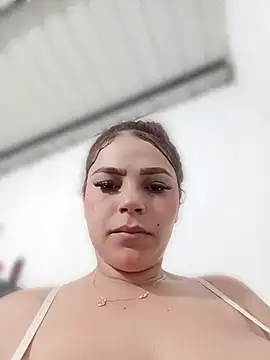 Mommy-Hot online show from May 7, 1:14 pm